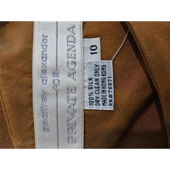 Vintage 90s NWOT Geoffrey Alexander for Private Agenda brown silk blouse - Picture 3 of 3